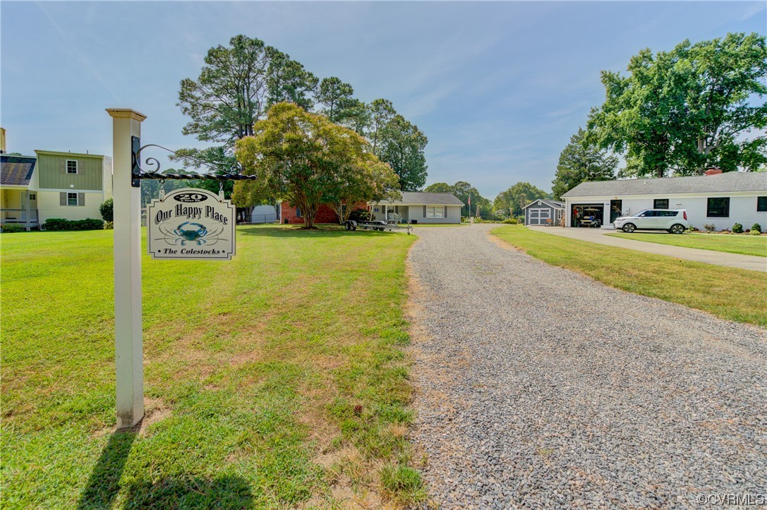 20 South Sioux Road Kilmarnock, VA 22482 - Photo 46 of 46 a front view of house with yard and trees