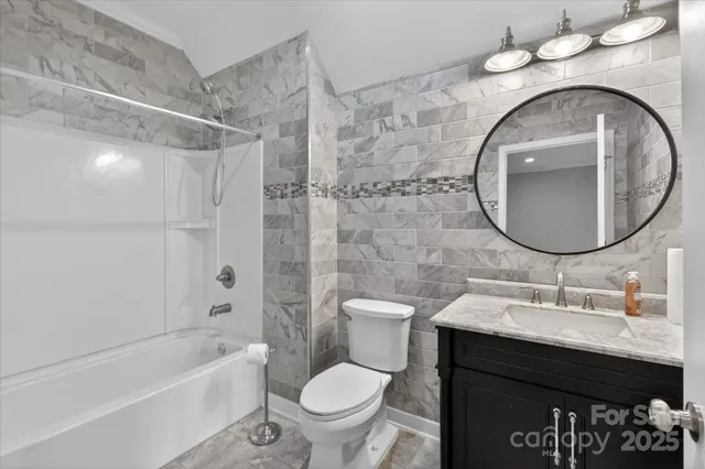 $1,050,000 | 2221 Waxhaw-Marvin Road, Waxhaw, NC 28173