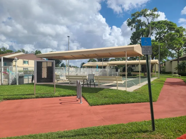 a view of a tennis court