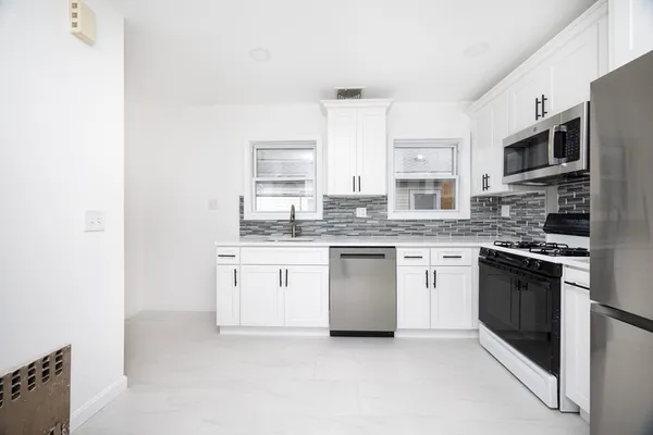 $4,800 | 19 Puritan Road, Unit 19, Somerville, MA 02145