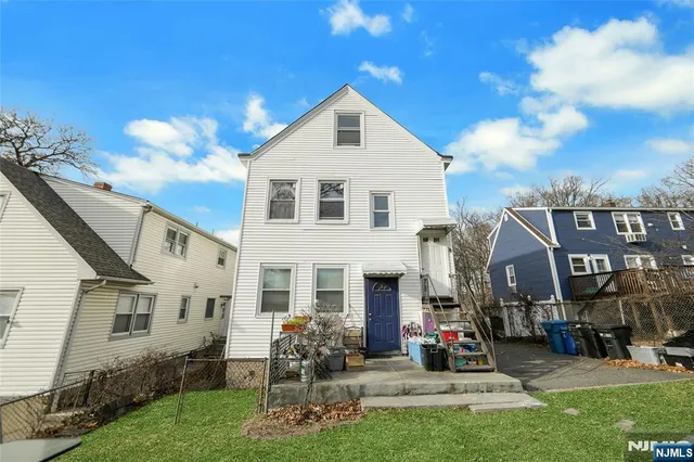 $849,999 | 42 Lakeshore Drive, Prospect Park, NJ 07508