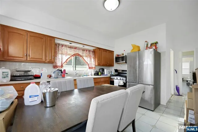 $849,999 | 42 Lakeshore Drive, Prospect Park, NJ 07508