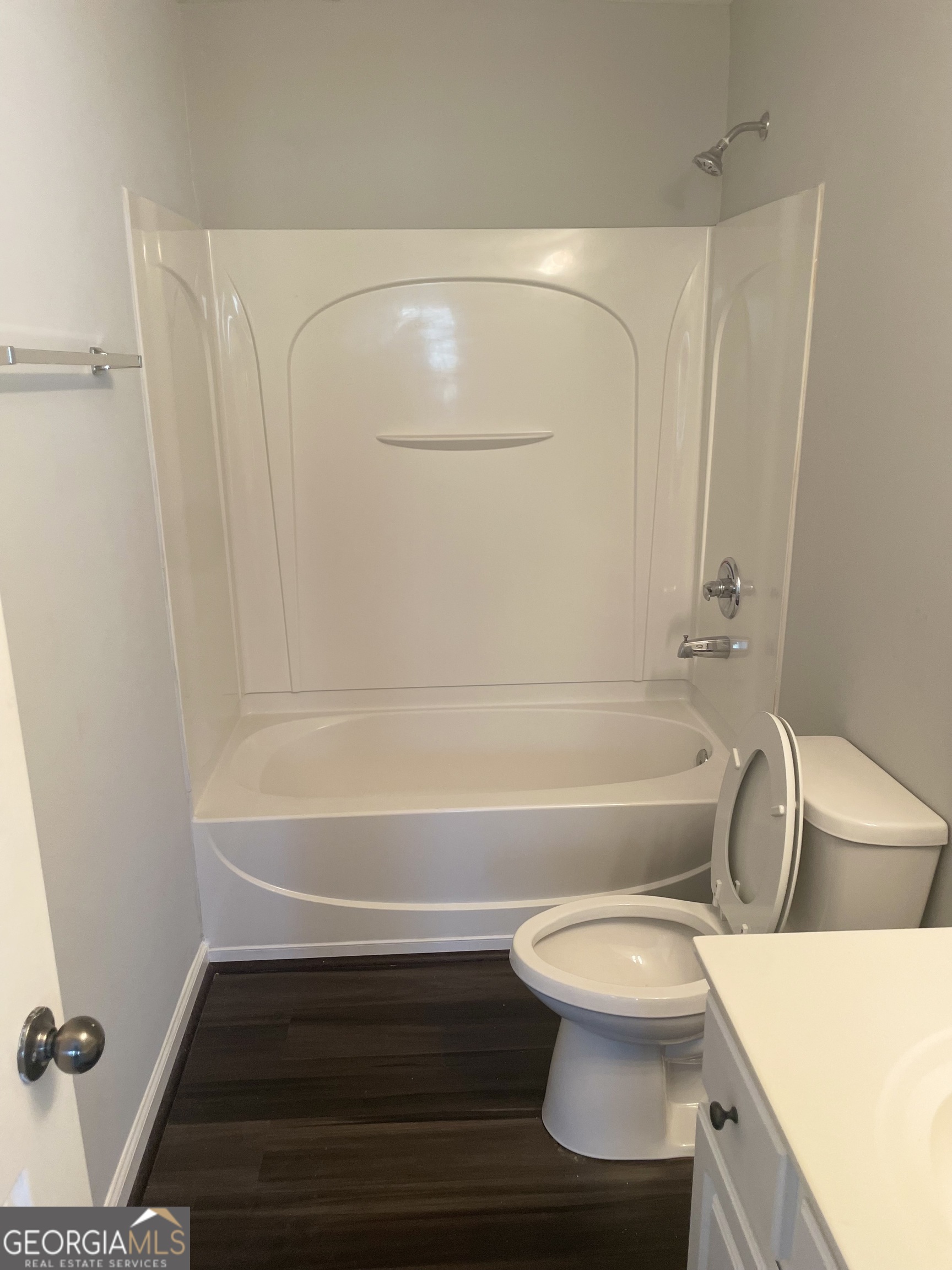 3640 Utoy Drive Southwest South Fulton, GA 30331 - Photo 18 of 26 a bathroom with a toilet and a bathtub