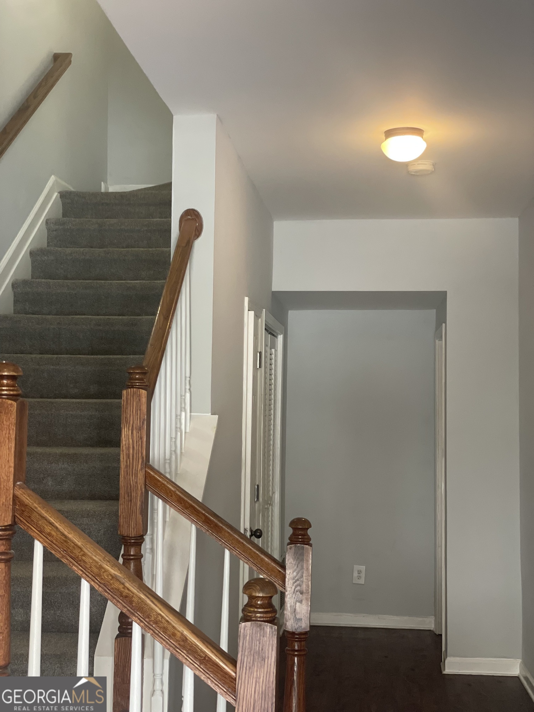 3640 Utoy Drive Southwest South Fulton, GA 30331 - Photo 5 of 26 a view of entryway