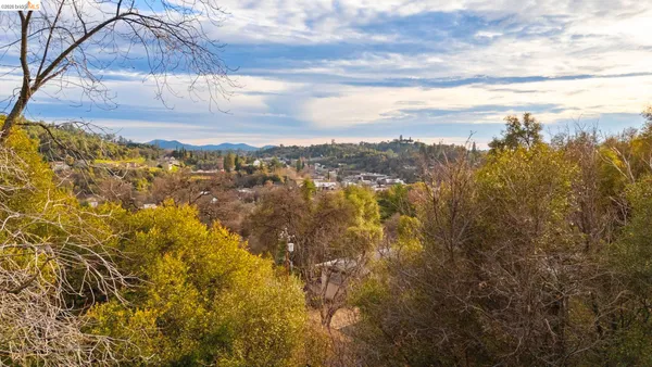 $385,000 | 299 Summit Avenue, Sonora, CA 95370