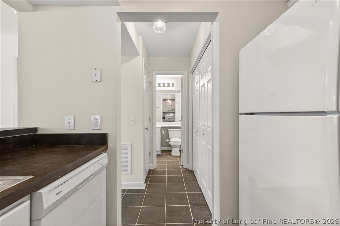 1221 Westview Lane, Unit 301 Raleigh, NC 27605 - Photo 29 of 32