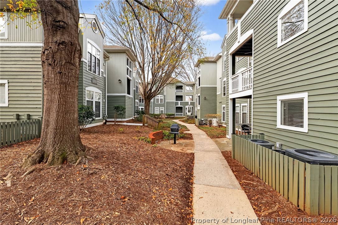 1221 Westview Lane, Unit 301 Raleigh, NC 27605 - Photo 31 of 32