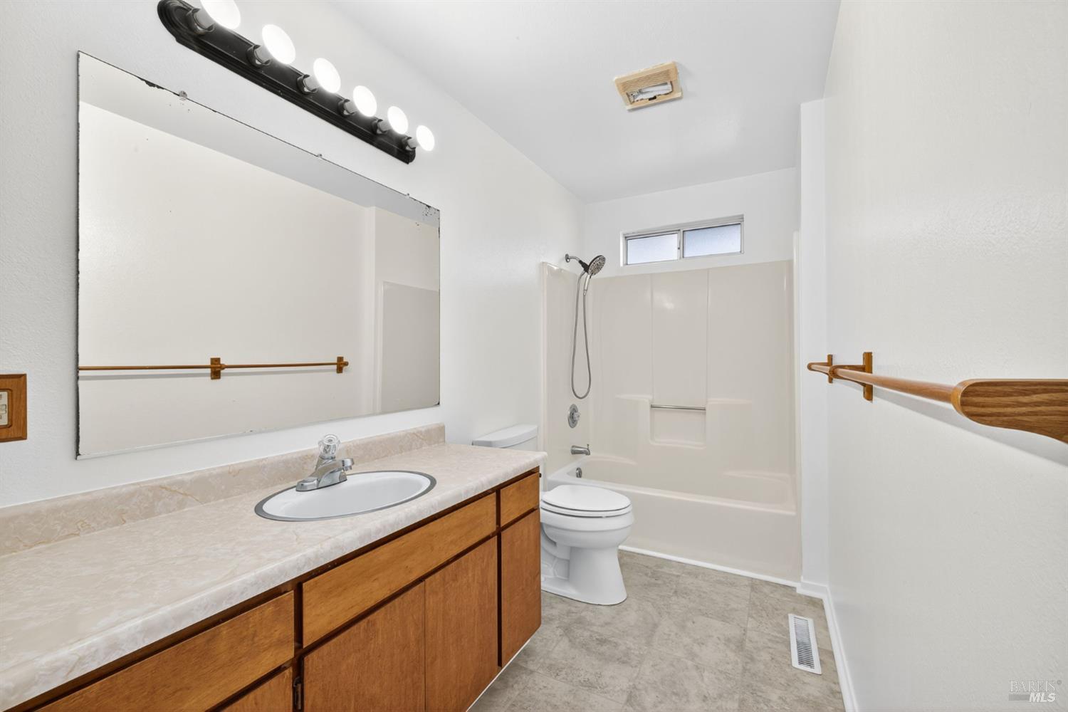 1125 Hendley Street Santa Rosa, CA 95404 - Photo 19 of 35