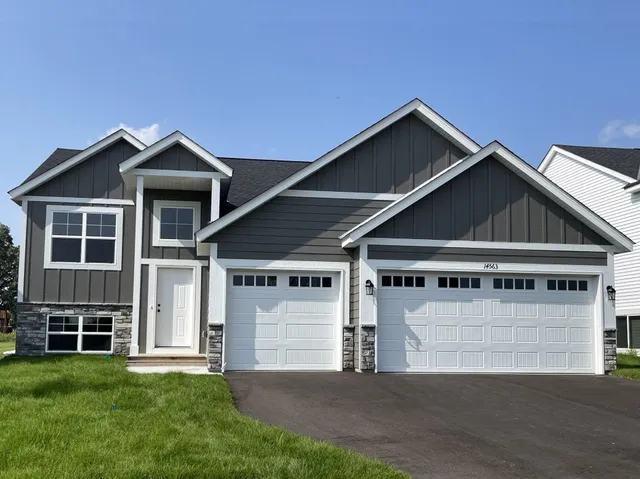 $454,900 | 8846 147th Avenue Northwest, Ramsey, MN 55303