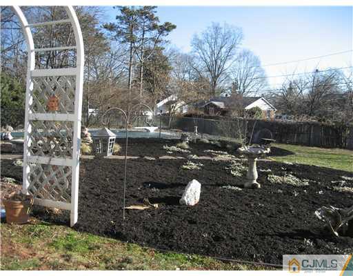 69 McGuffy Road Somerset, NJ 08873 - Photo 13 of 13 Gallery Image 13