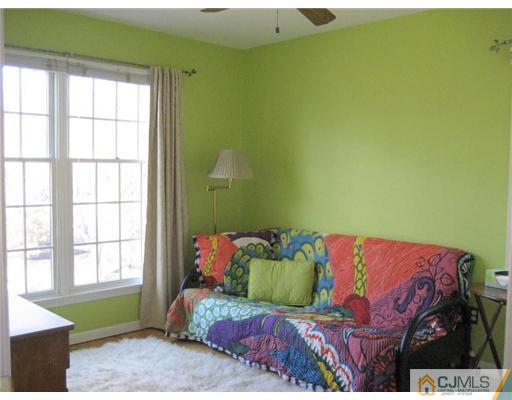 69 McGuffy Road Somerset, NJ 08873 - Photo 7 of 13 Gallery Image 7