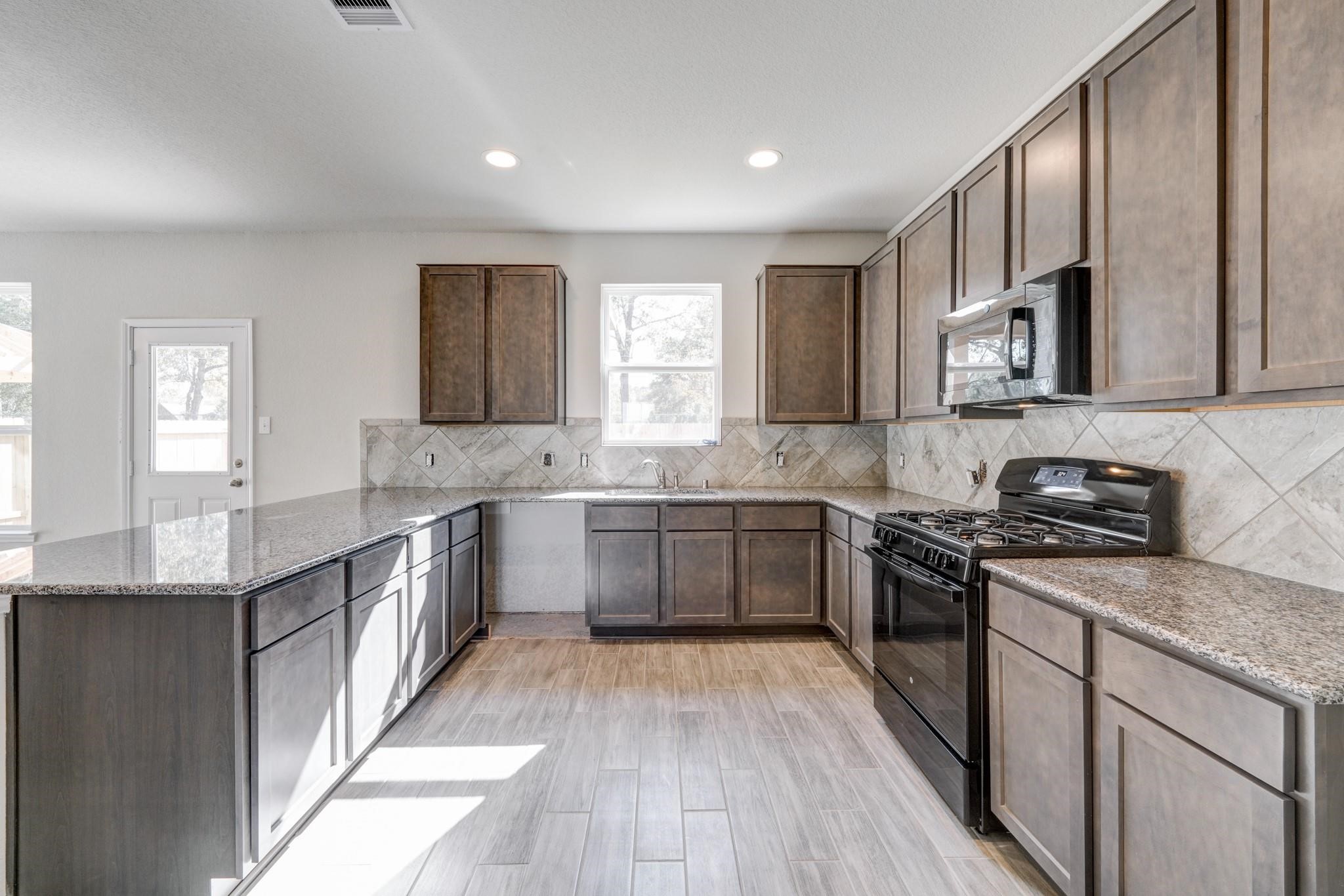 4226 White Peak Dr Spring Spring, TX 77373 - Photo 8 of 27