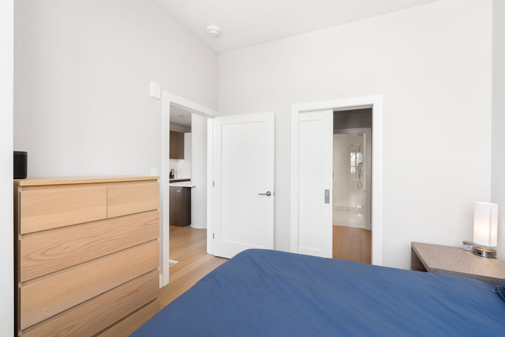 100 Shawmut Avenue, Unit 302 Boston, MA 02118 - Photo 16 of 37