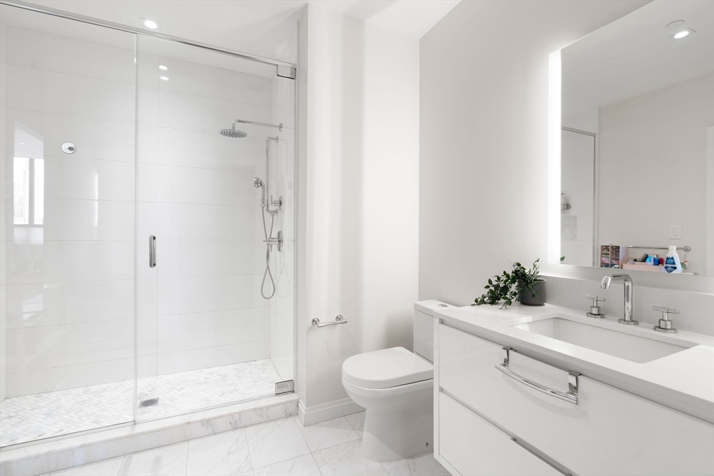 100 Shawmut Avenue, Unit 302 Boston, MA 02118 - Photo 17 of 37