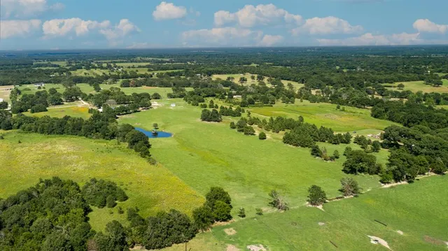 $729,000 | 132 Private Road 7105, Edgewood, TX 75117