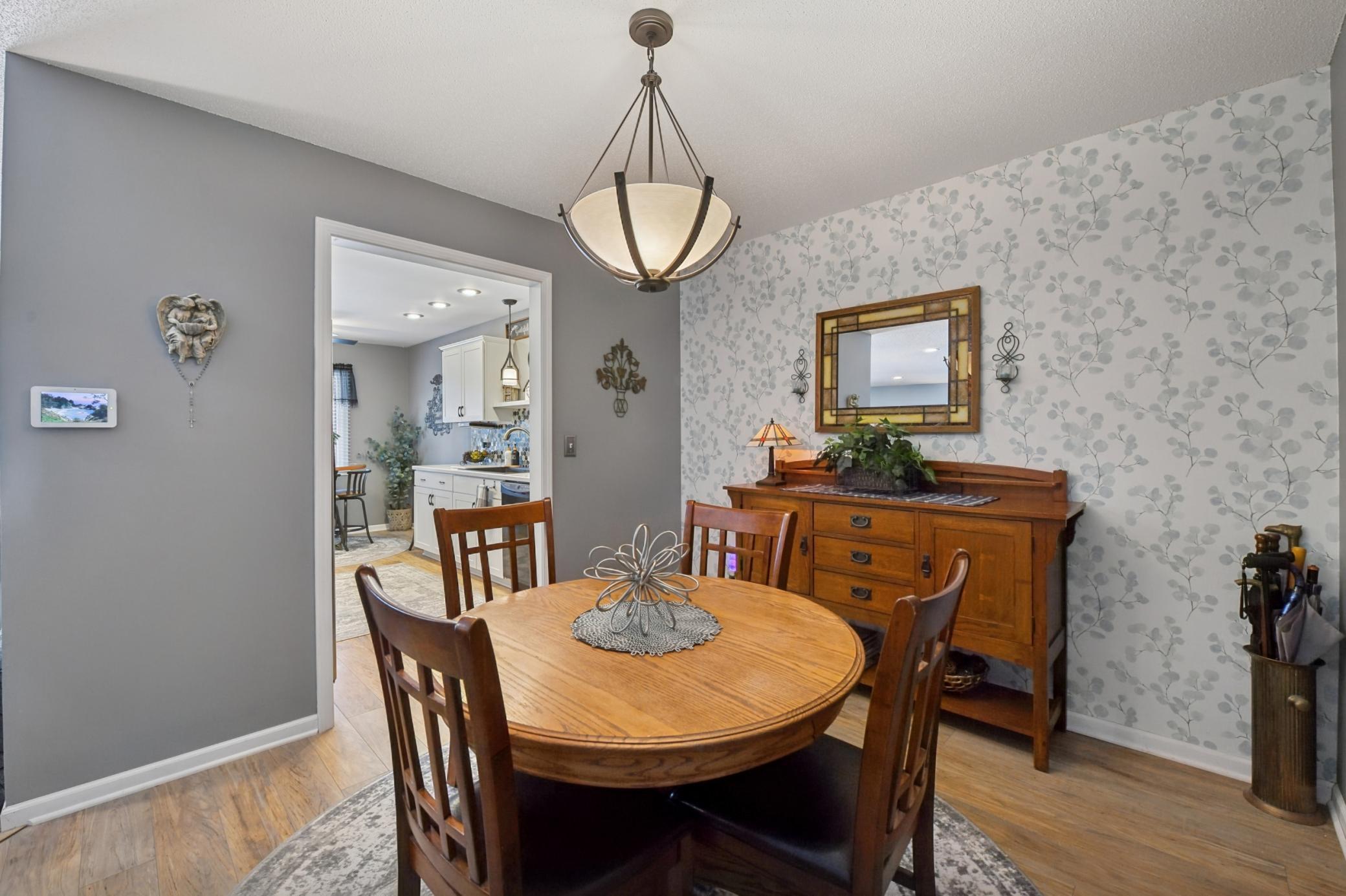 5101 Balmoral Lane Bloomington, MN 55437 - Photo 11 of 30