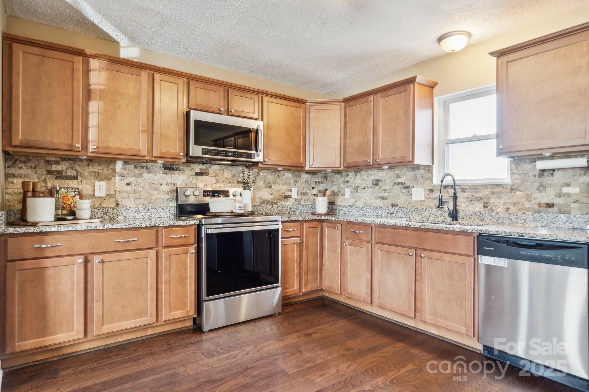 805 Island Ford Road Maiden, NC 28650 - Photo 7 of 21 Gallery Image 7