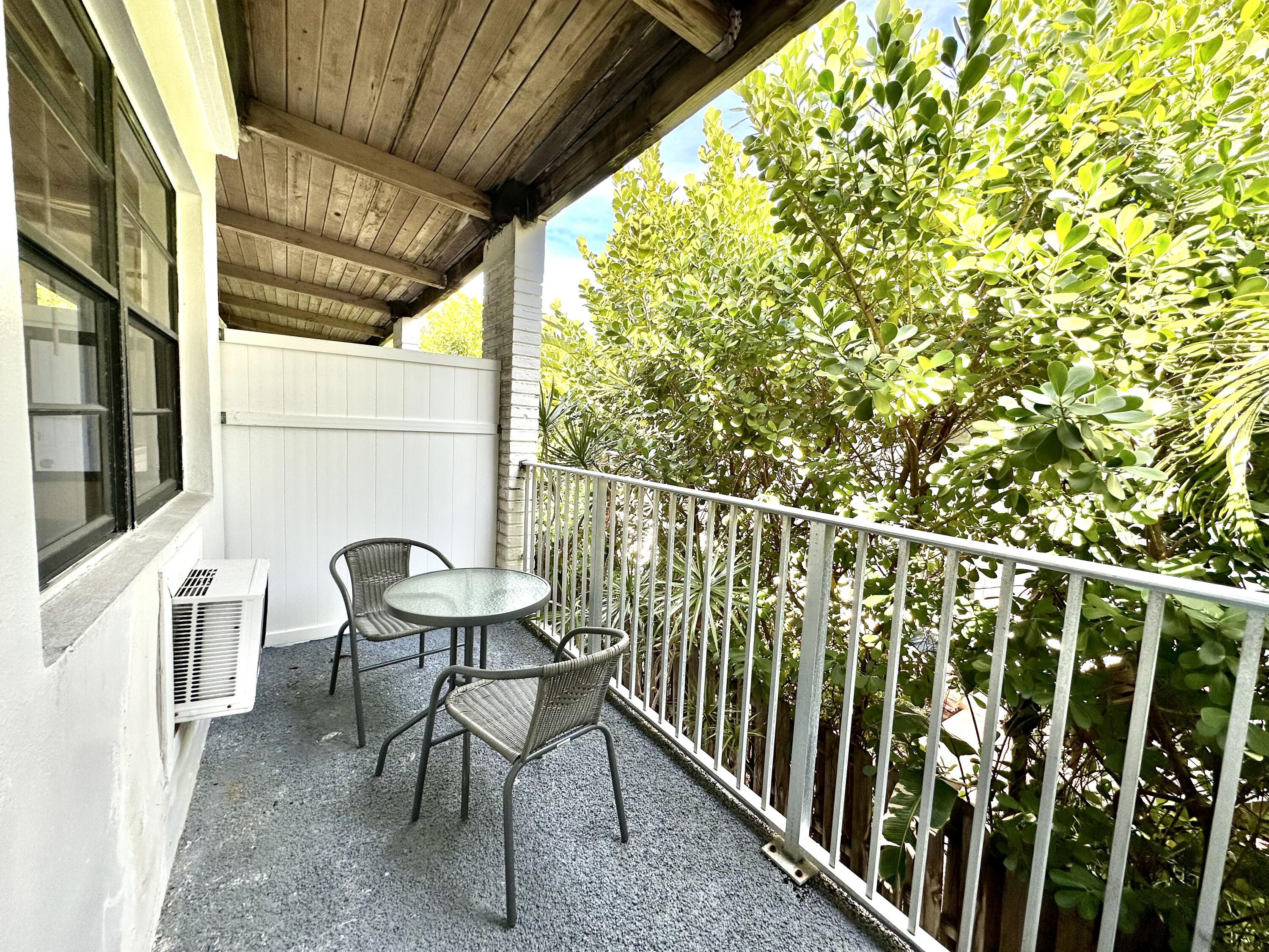 115 Inlet Way, Unit 24 Palm Beach Shores, FL 33404 - Photo 12 of 13 D4376851-B78C-46B8-B775-704C5EA2F62B