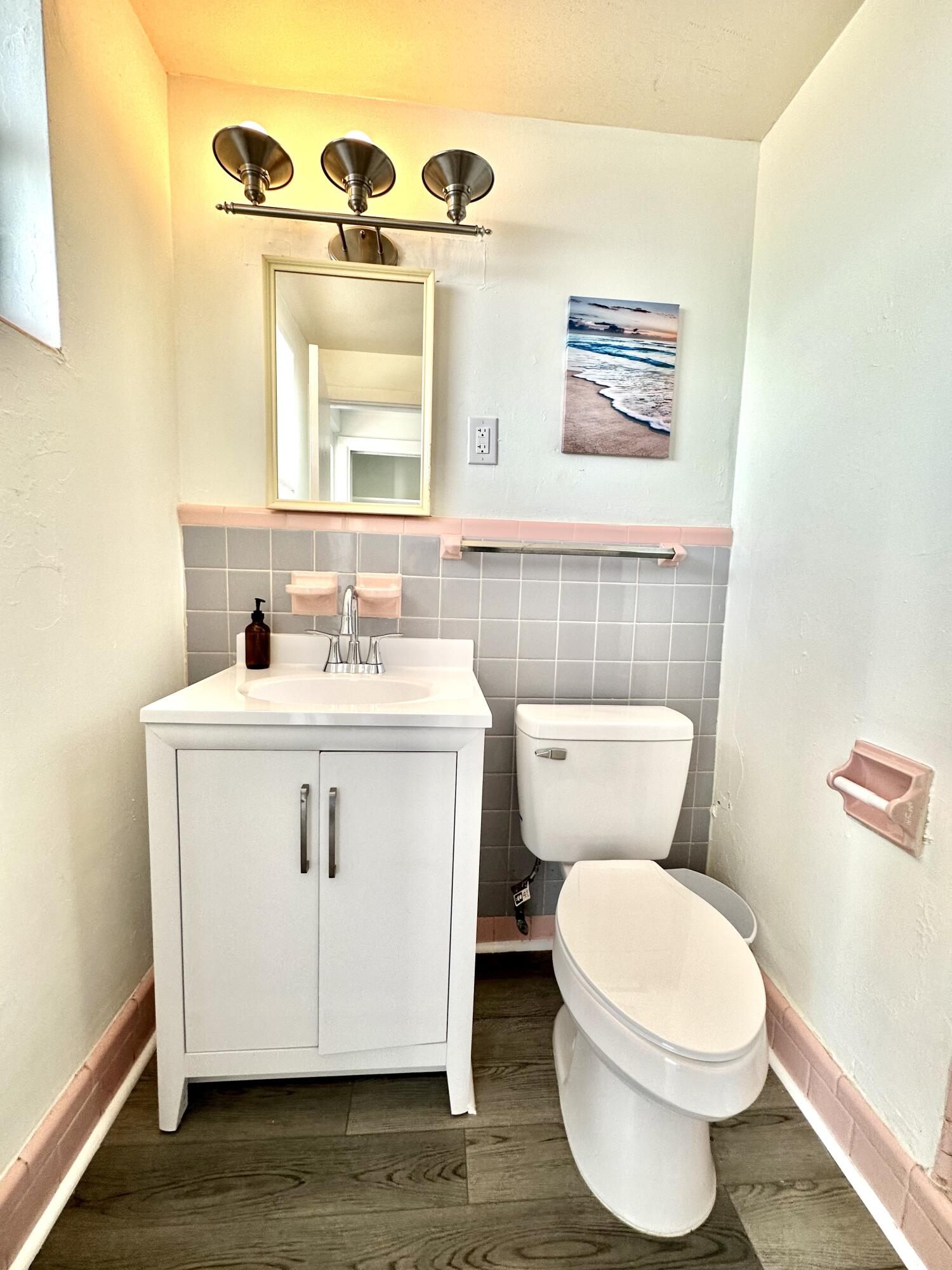 115 Inlet Way, Unit 24 Palm Beach Shores, FL 33404 - Photo 3 of 13 C3C5BA30-D932-4392-8C06-8A5B3EB6F232