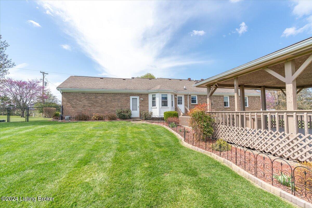 300 Routt Road Louisville, KY 40299 - Photo 45 of 70 47-300-47