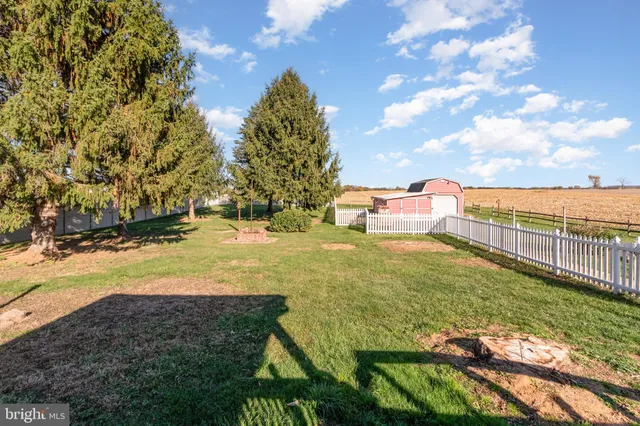 a view of an outdoor space and yard