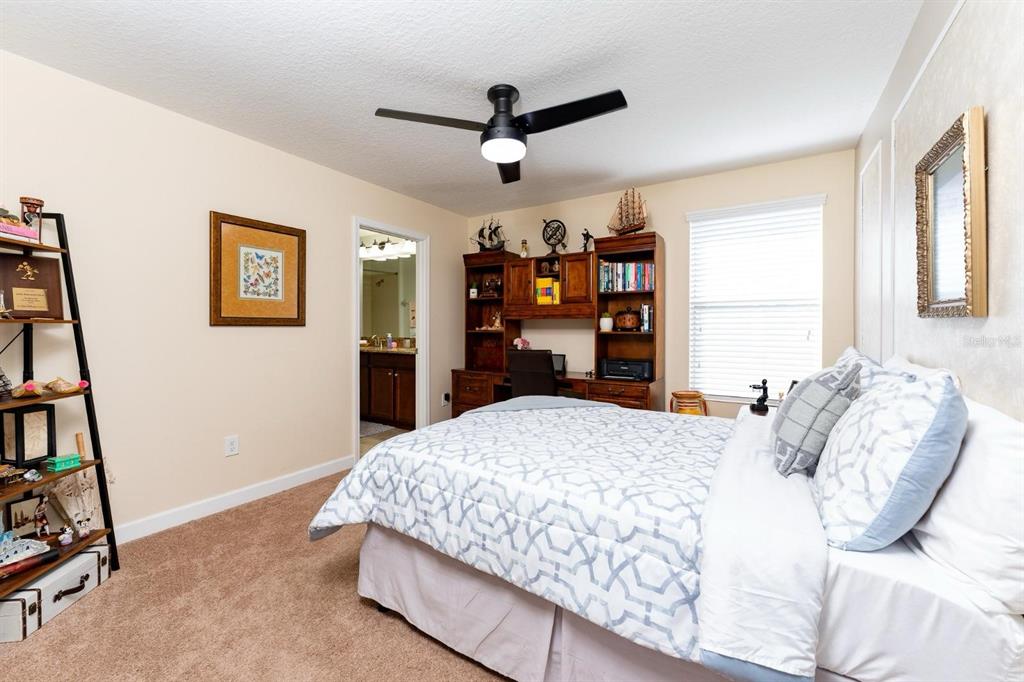 5917 Grassy Point Road Winter Garden, FL 34787 - Photo 16 of 32