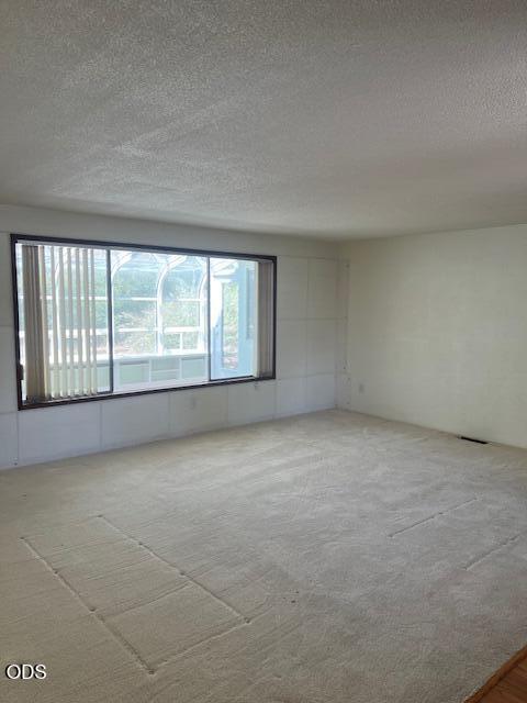 607 Palo Verde Way Central Point, OR 97502 - Photo 5 of 15