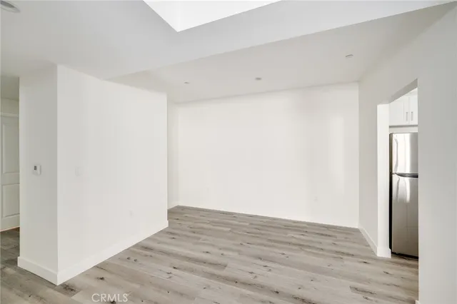 $2,600 | 14526 Hartland Street, Unit 106, Van Nuys, CA 91405