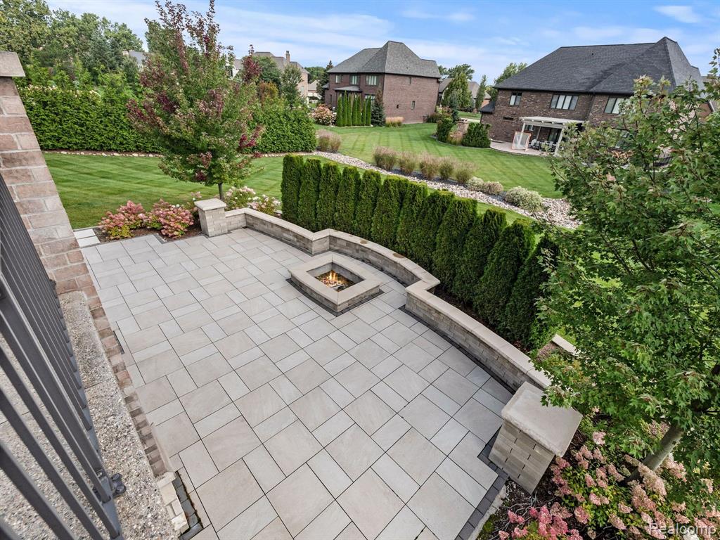 632 Wellington Circle Rochester Hills, MI 48309 - Photo 8 of 40