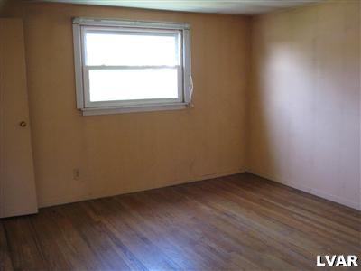 1533 Valley Road Bethlehem, PA 18018 - Photo 8 of 17 Gallery Image 8