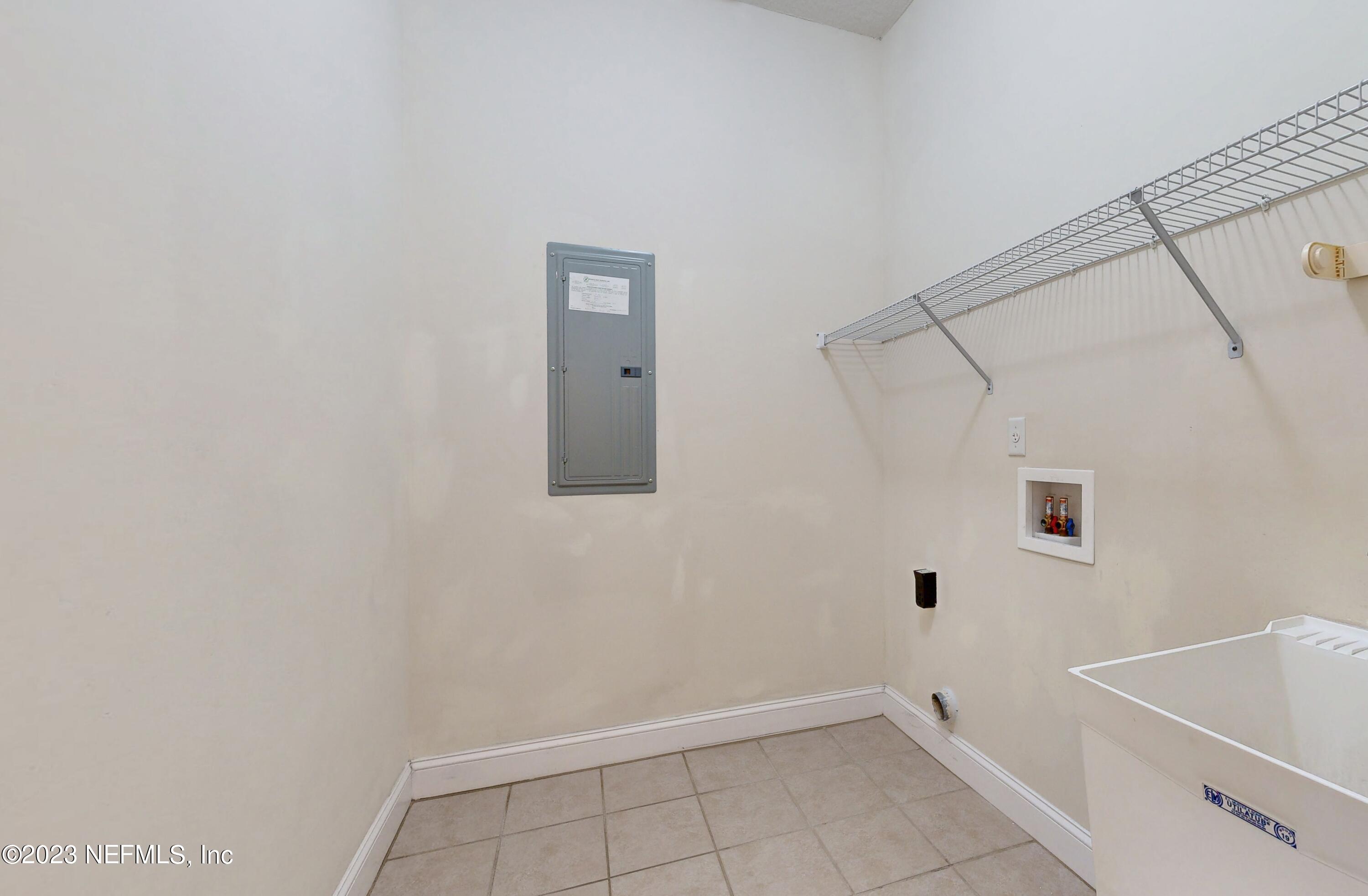 12233 Yellow Bluff Road Jacksonville, FL 32226 - Photo 31 of 44 31_12233YellowBluffRD_2031_HiRes