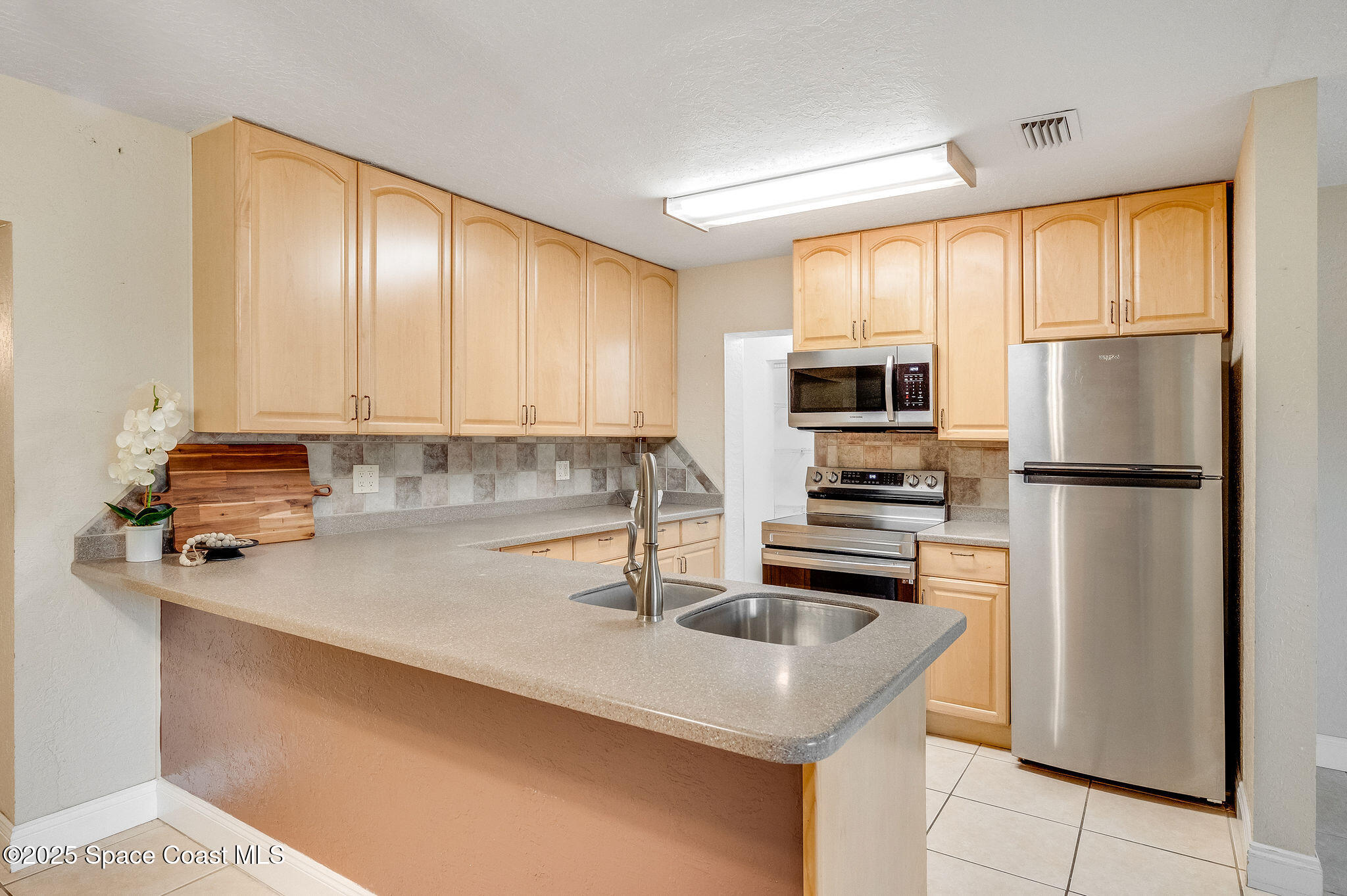 421 4th Street Merritt Island, FL 32953 - Photo 12 of 61 Kitchen