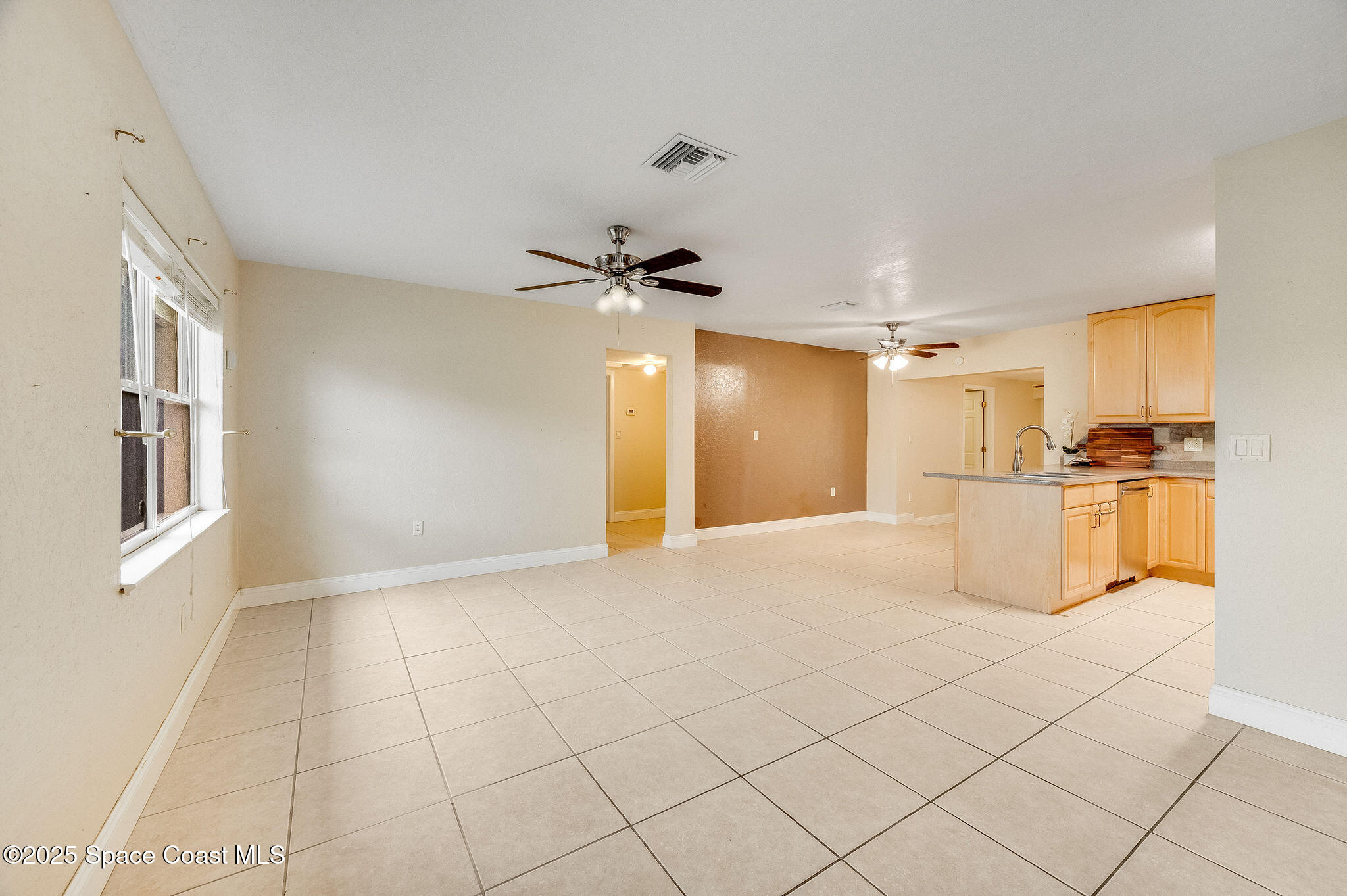 421 4th Street Merritt Island, FL 32953 - Photo 8 of 61 Living Room