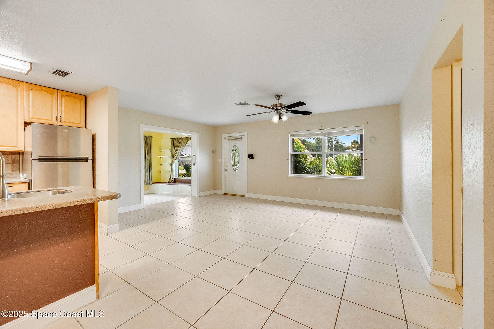 421 4th Street Merritt Island, FL 32953 - Photo 9 of 61 Living Room