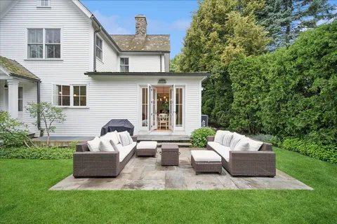 $3,799,000 | 785 Mt Pleasant Street, Winnetka, IL 60093