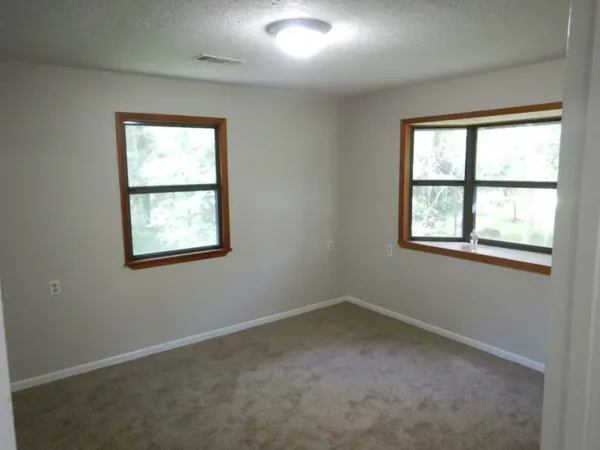 $1,750 | 203 Ferguson Drive, Cleveland, TX 77327