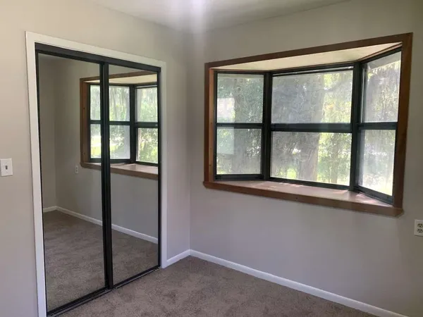$1,750 | 203 Ferguson Drive, Cleveland, TX 77327