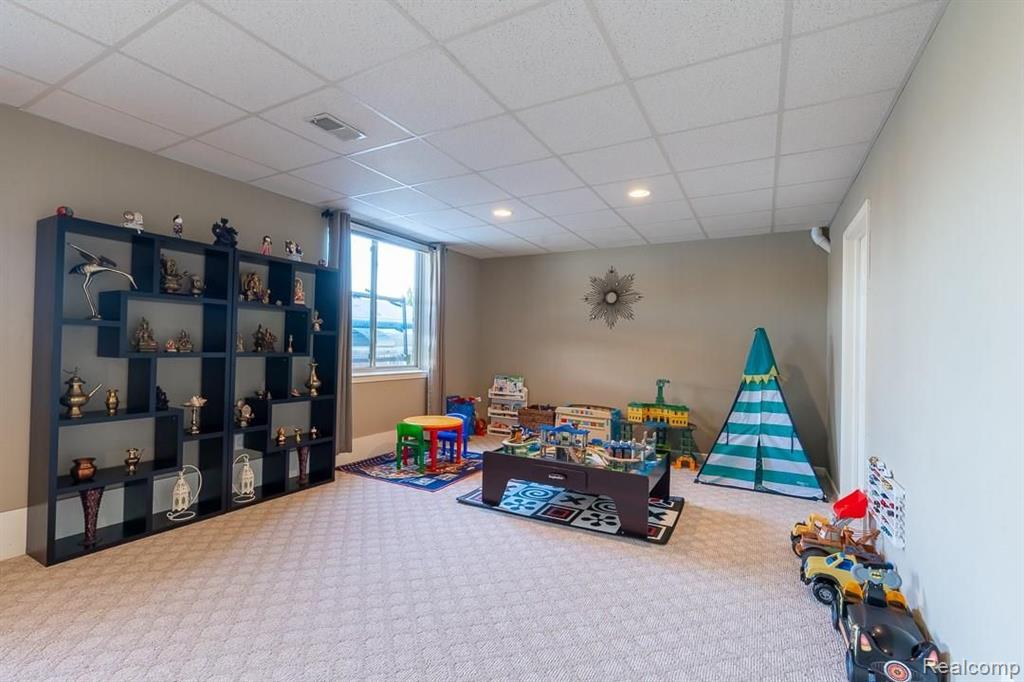 2168 East Shore Drive Rochester Hills, MI 48307 - Photo 27 of 52