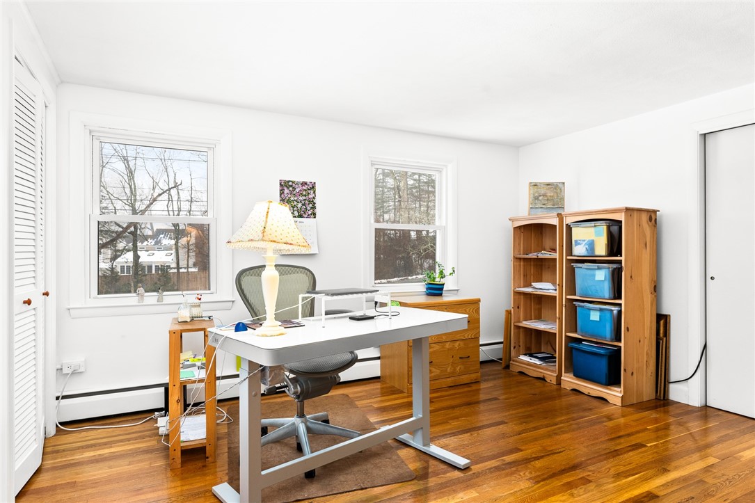 615 Middle Road East Greenwich, RI 02818 - Photo 11 of 25