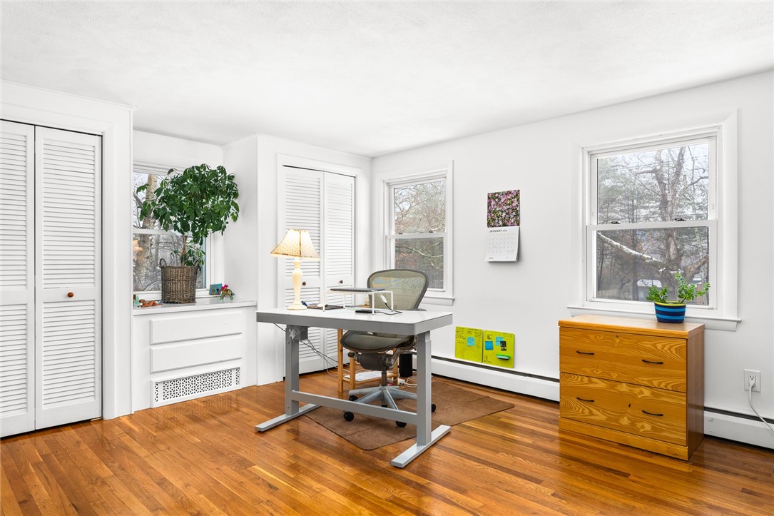 615 Middle Road East Greenwich, RI 02818 - Photo 12 of 25