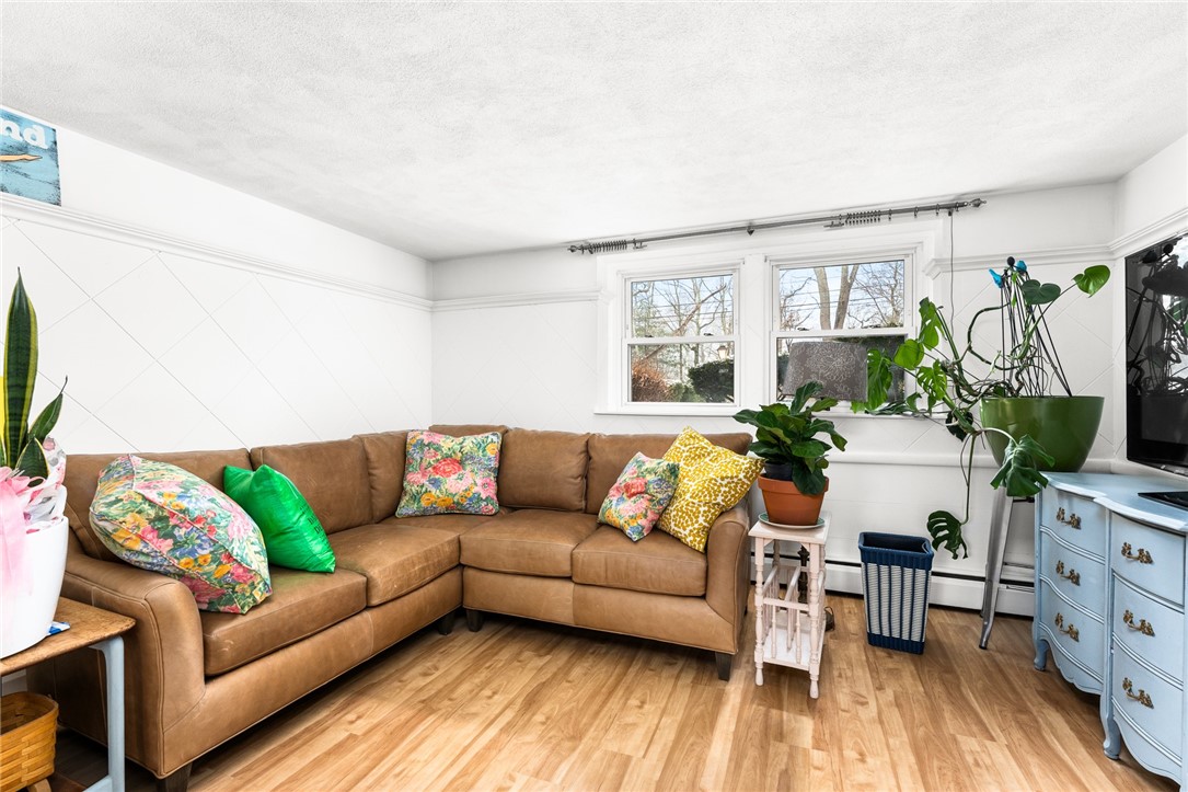 615 Middle Road East Greenwich, RI 02818 - Photo 16 of 25