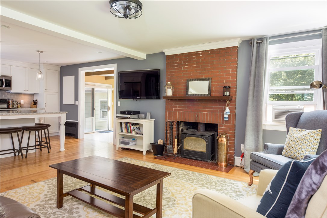 244 Middle Road East Greenwich, RI 02818 - Photo 19 of 35 Gallery Image 19
