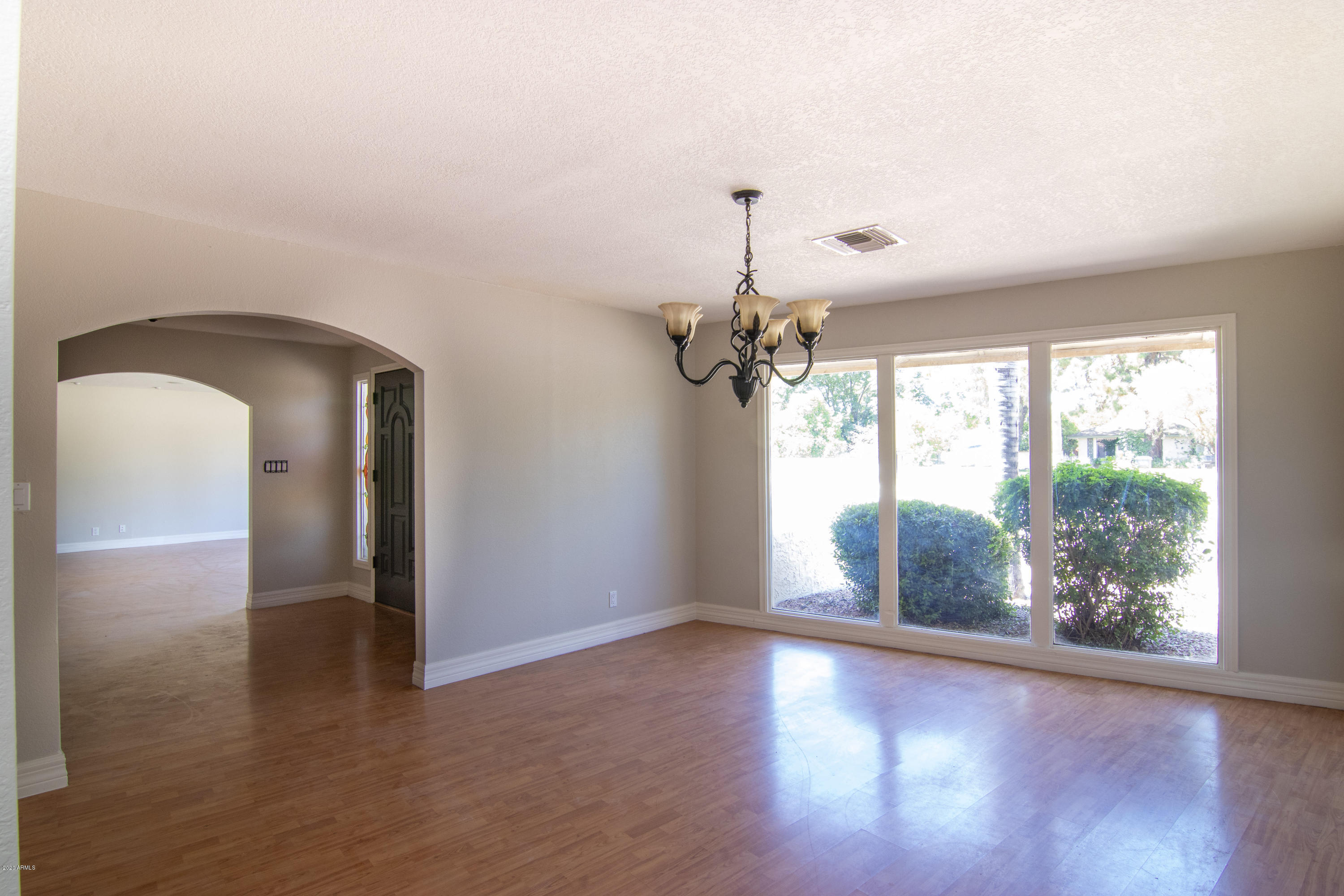 1129 South Lyn Rae Square Mesa, AZ 85204 - Photo 13 of 51 Formal Dining