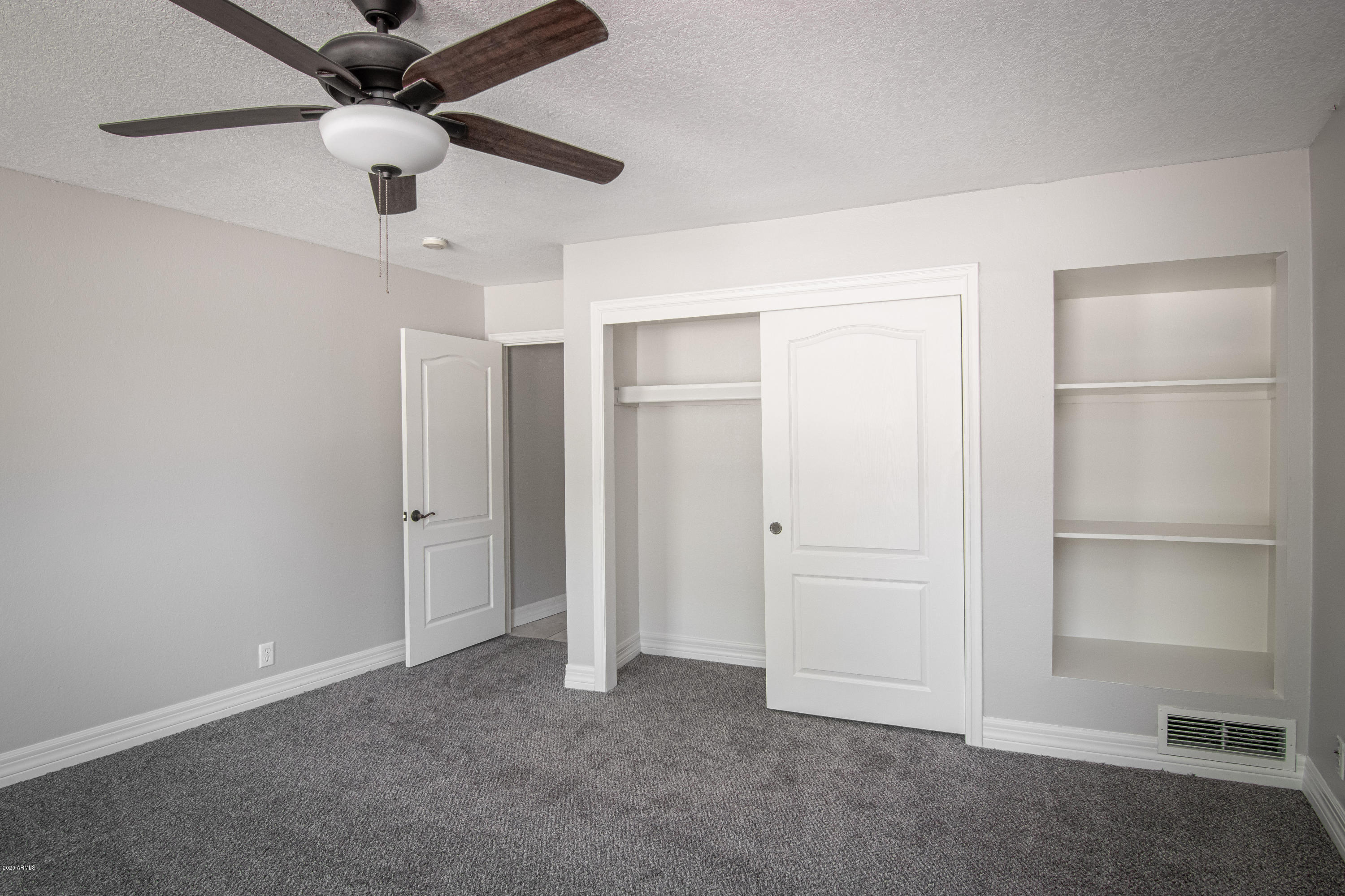 1129 South Lyn Rae Square Mesa, AZ 85204 - Photo 18 of 51 East Bedroom