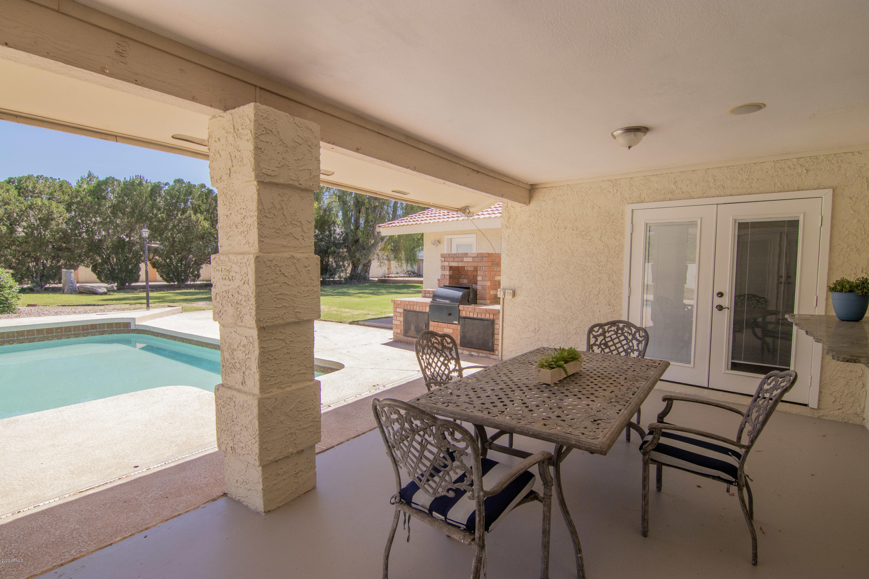 1129 South Lyn Rae Square Mesa, AZ 85204 - Photo 36 of 51 Patio