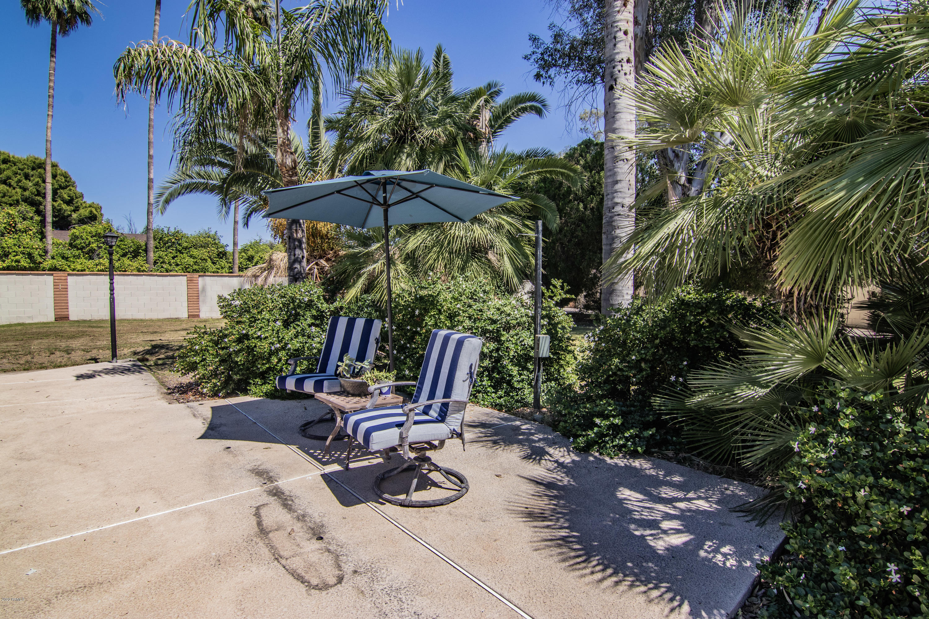 1129 South Lyn Rae Square Mesa, AZ 85204 - Photo 38 of 51 Pool area
