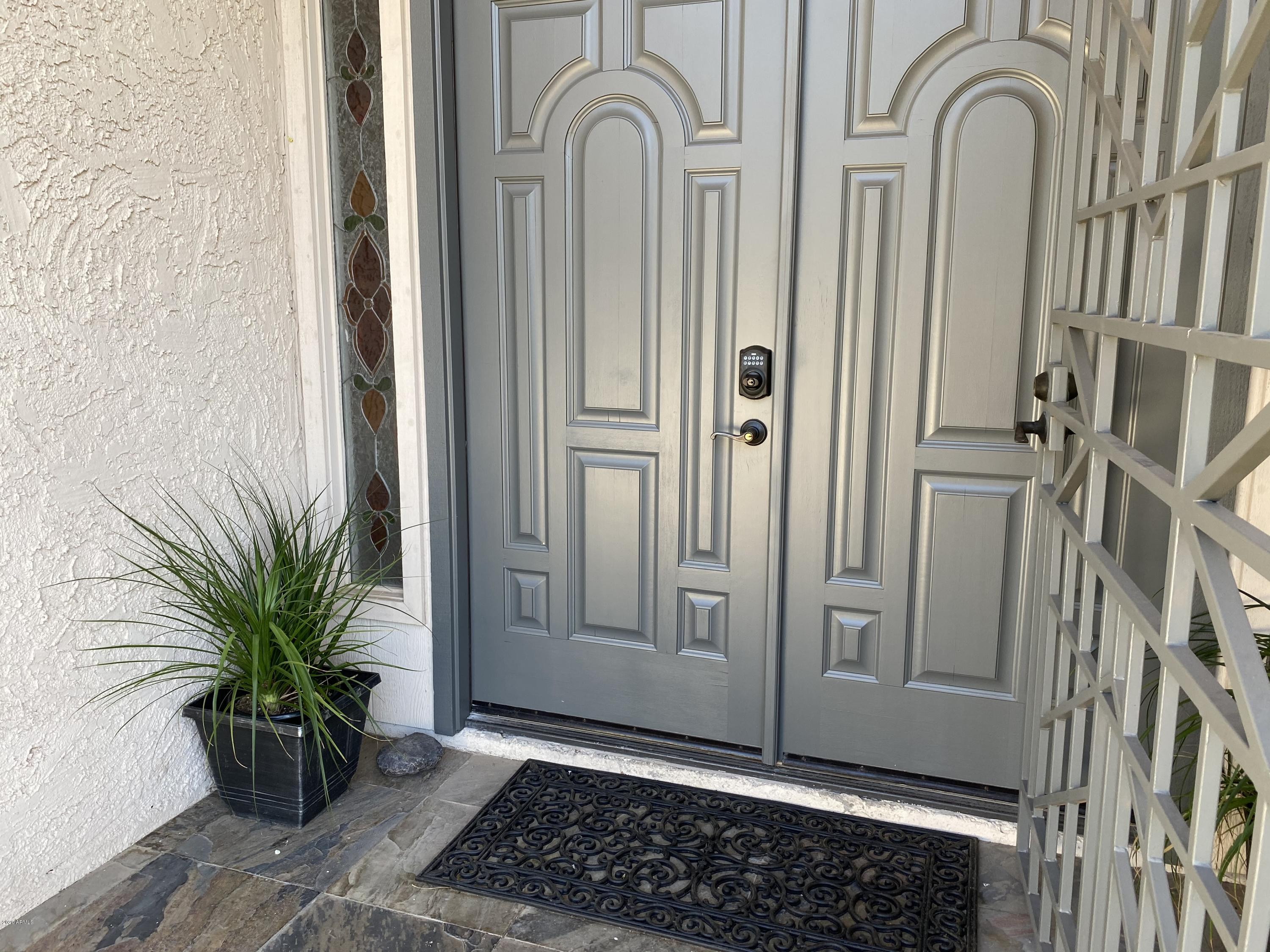 1129 South Lyn Rae Square Mesa, AZ 85204 - Photo 7 of 51 Entry 1129 S Lyn Rae Square