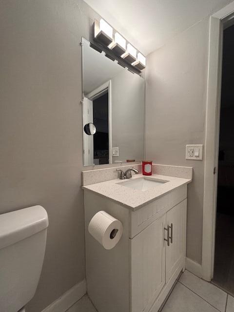 4969 Sable Pine Circle, Unit D1 West Palm Beach, FL 33417 - Photo 14 of 24 a bathroom with a sink and mirror