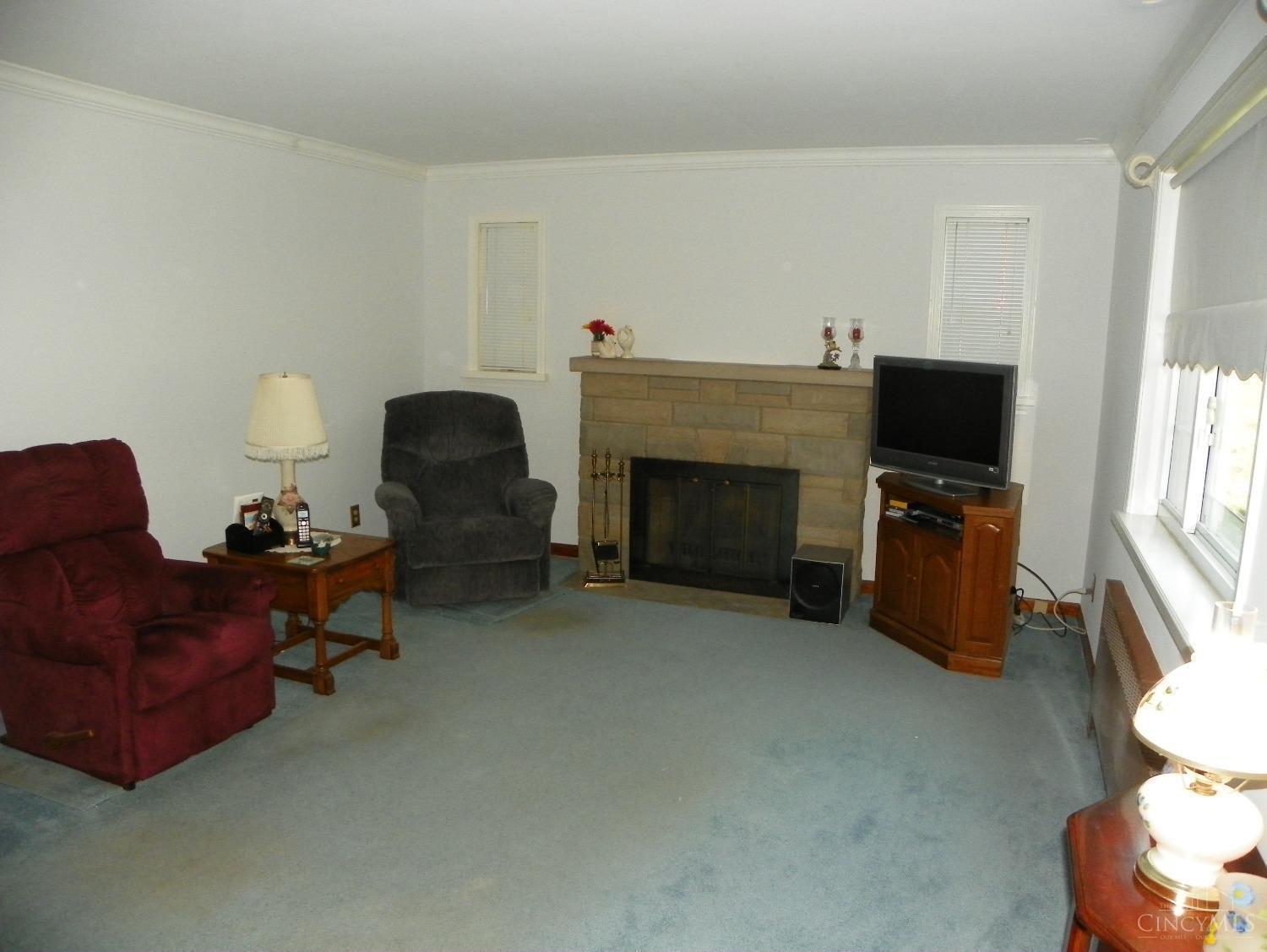 3761 Hanley Road Cincinnati, OH 45247 - Photo 2 of 42