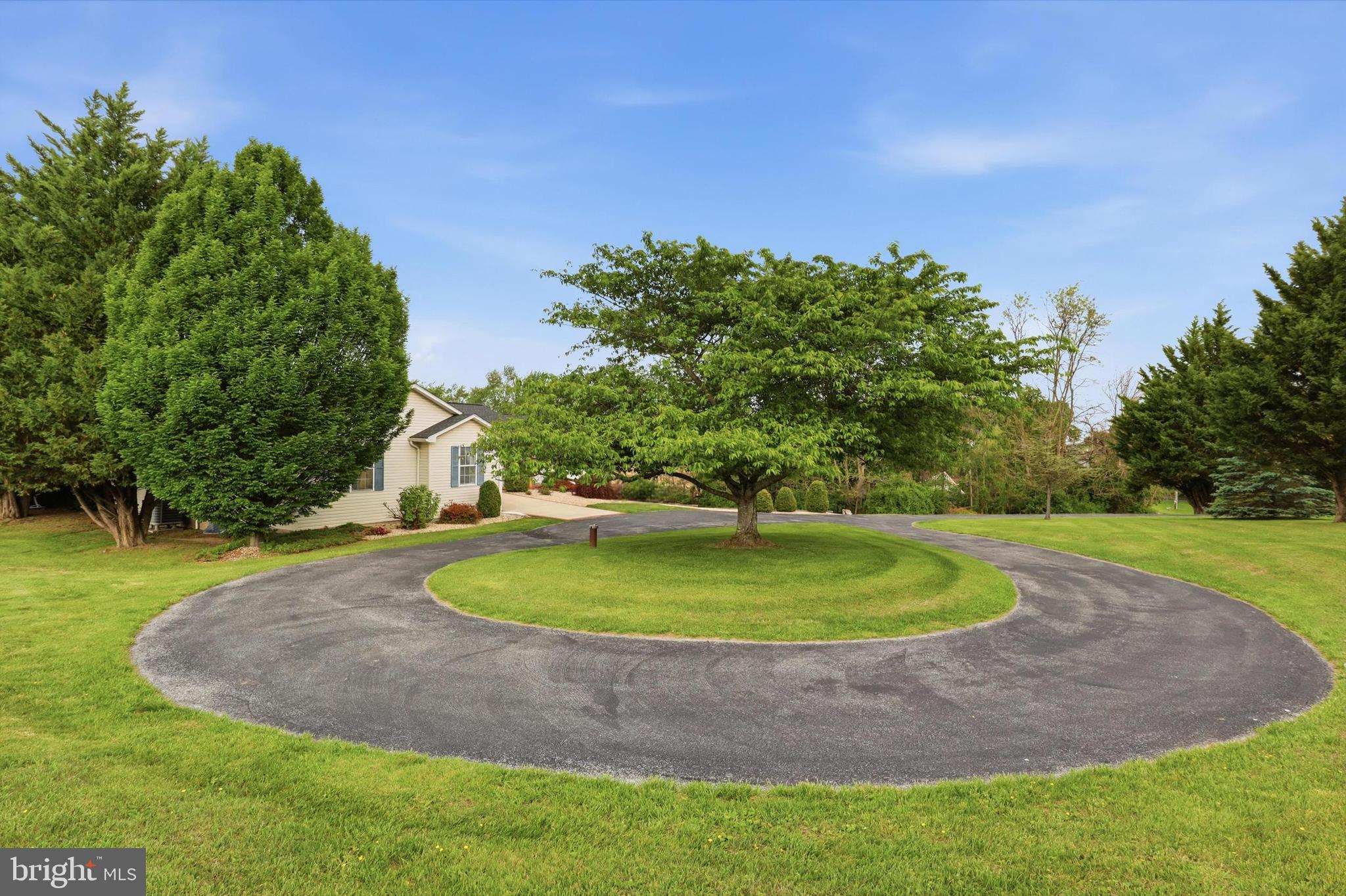415 Barts Church Road Hanover, PA 17331 - Photo 4 of 69 Gallery Image 4